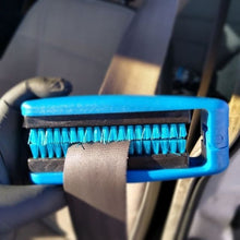 Load image into Gallery viewer, BluGator &quot;The Seatbelt Brush&quot;
